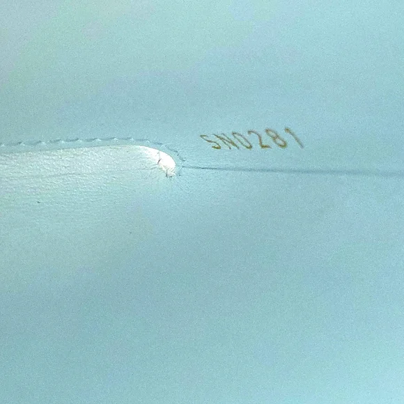 AUTHENTIC Louis Vuitton Krigami Pochette MM By The Pool Series 2021 - Picture 13 of 14